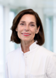 Profesor Martina Müller-Schilling<br> (Germania)